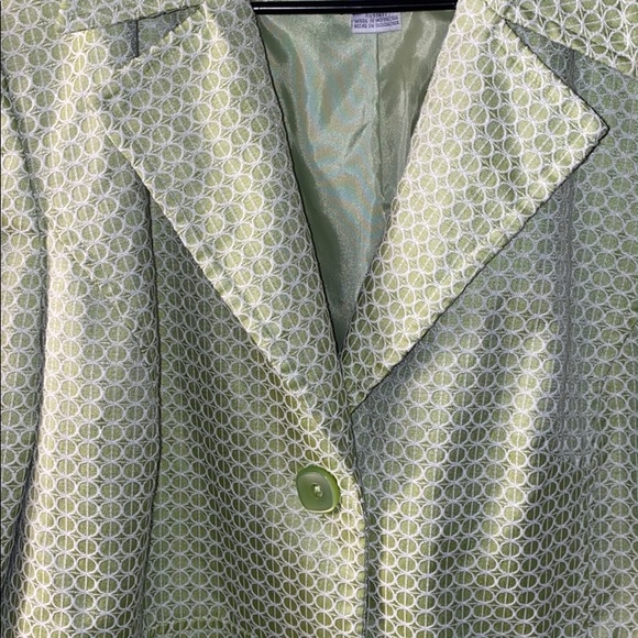 18w medium weight jacket lime green and textured! - Picture 2 of 8